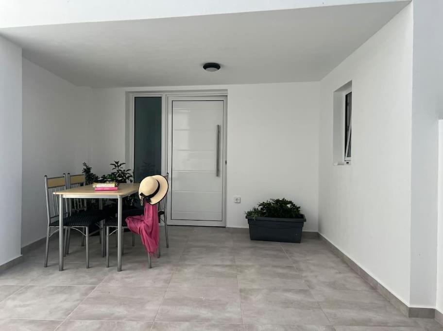Villa Family Εμπορειό Εξωτερικό φωτογραφία